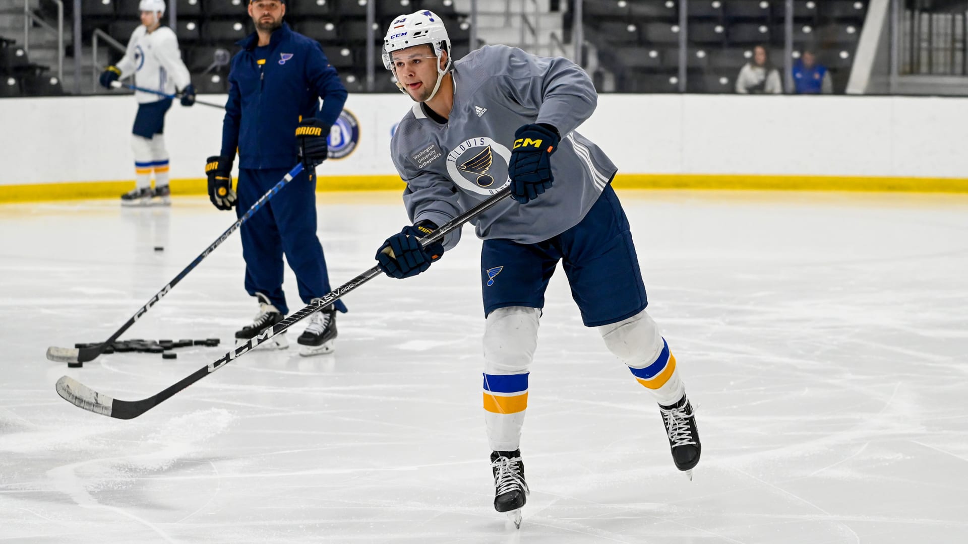 Blues begin first training camp practices St. Louis Blues