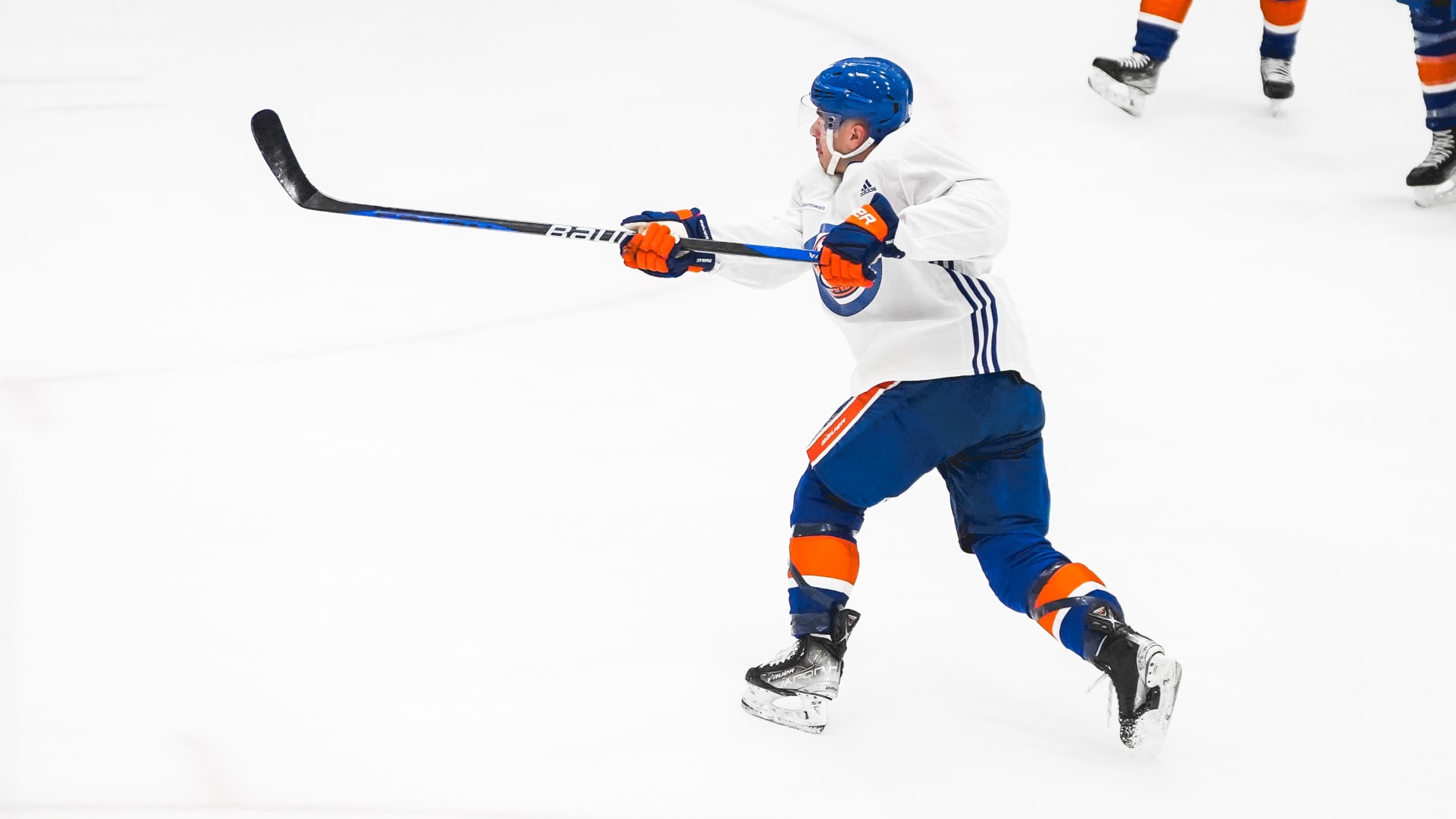 Photos islanders morning skate dec 7 new york islanders