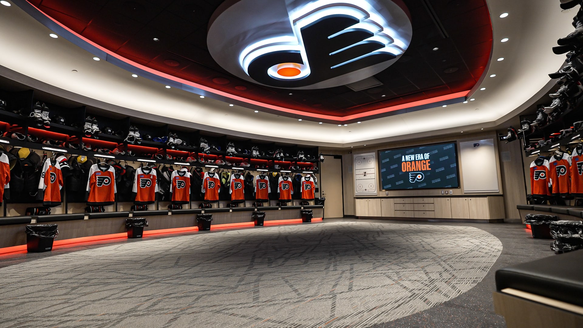 Bill Meltzer on X: The @NHLFlyers locker room at Wells Fargo