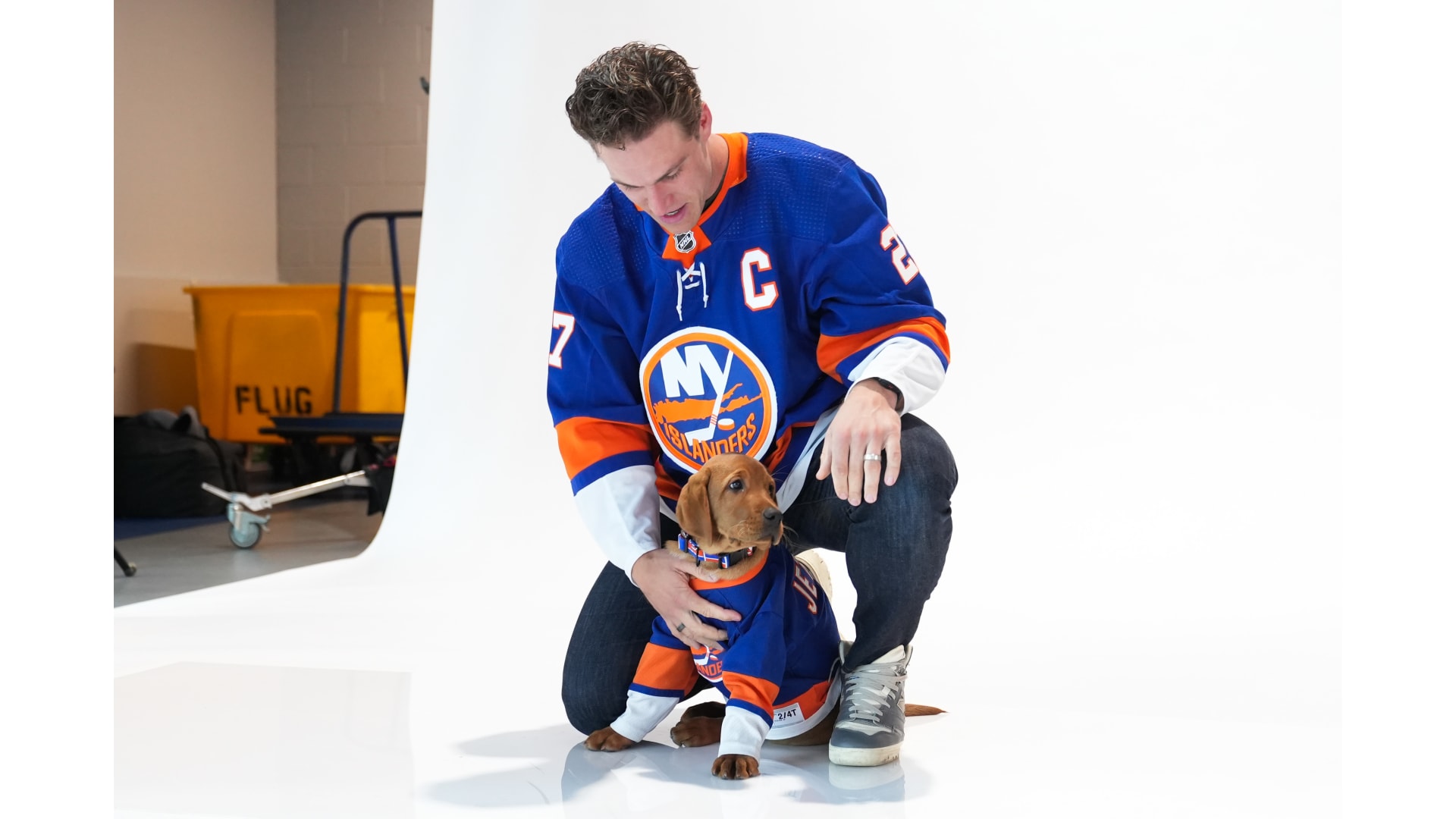 Islanders Team Up with America's VetDogs to Raise Fourth Puppy