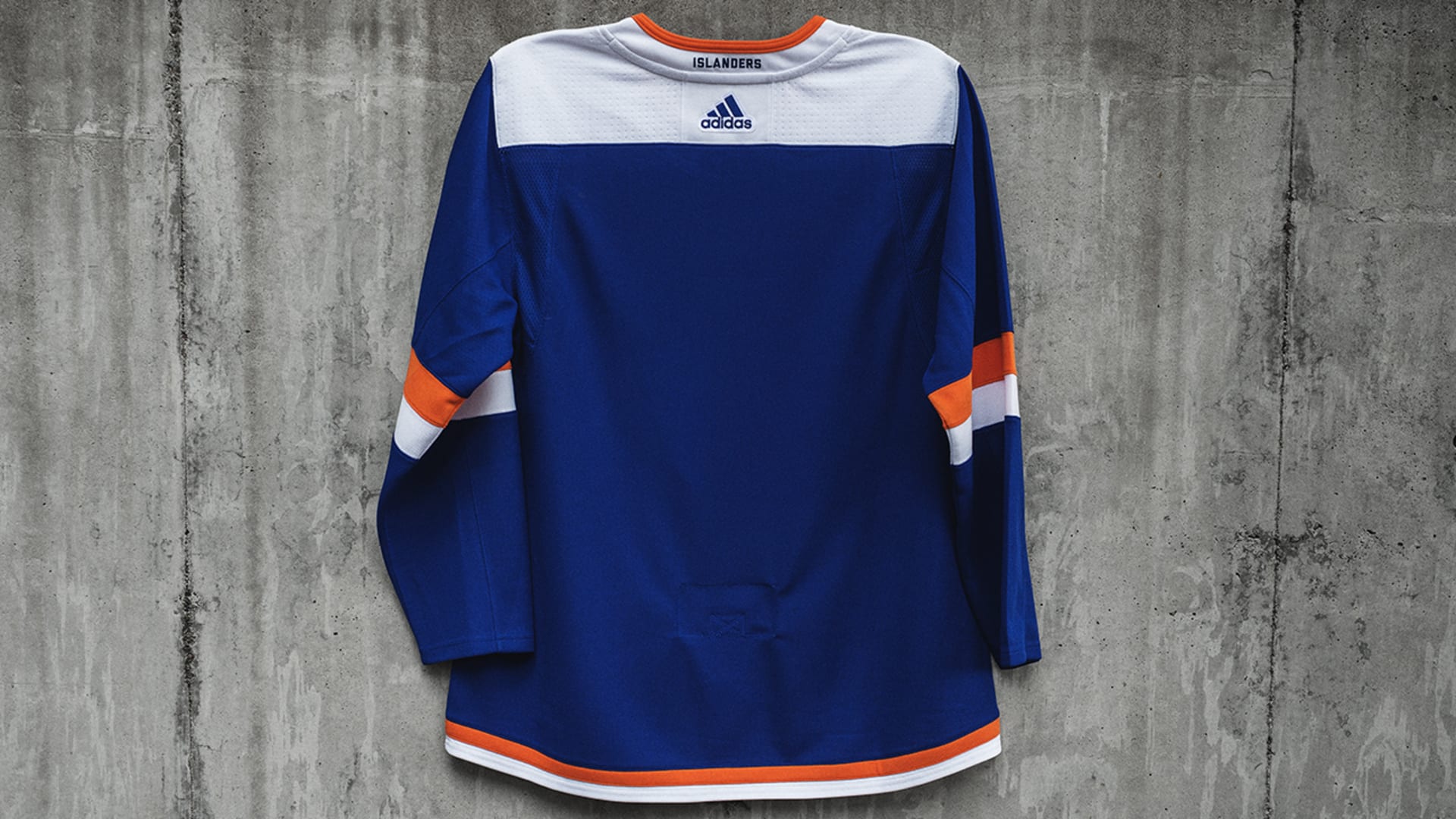 New York Islanders officially unveil new third jersey —