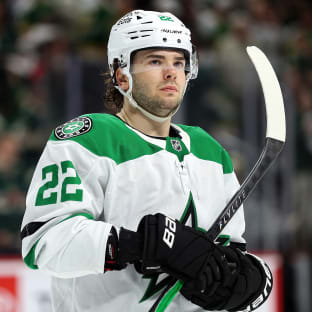 Mavrik Bourque traded to Nashville Predators by Dallas Stars