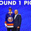 Eklund signe son contrat de recrue avec les Islanders