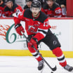 Nico Hischier von den New Jersey Devils setzt sich an die Spitze der NHL-Torjaegerliste