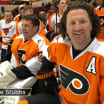Hartnell big hit in debut with Flyers alumni on eve of Stadium Series