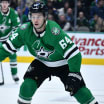 Kero leaves Stars game against Blackhawks on stretcher