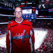 Scott Van Pelt wears custom Washington Capitals jersey to Game 1