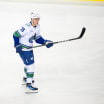 Vancouver Canucks kallar upp Elias Pettersson från AHL