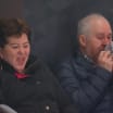 Les parents d'Evgeni Malkin en larmes après un but de leur fils