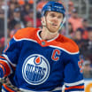 Oilers : McDavid réagit au contrat signé par Draisaitl