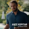 Capitán de Los Angeles Anze Kopitar en la Fórmula 1