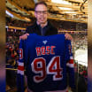 New York Rangers honor broadcaster Howie Rose