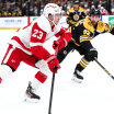 RECAP: Raymond scores twice, extends point streak in Red Wings’ 3-2 overtime loss to Bruins