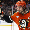 Les Ducks échangent McTavish aux Blues