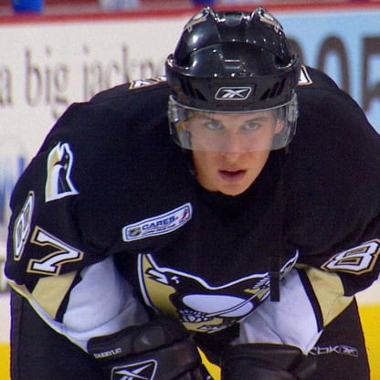 Connor Bedard Meets Sidney Crosby - Black Jerseys are back!