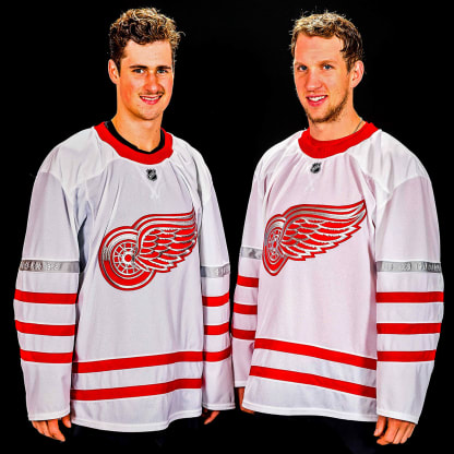 Detroit Red Wings unveil jersey for Stadium Series game against