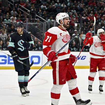 Larkin looks to lead hometown Red Wings back to playoffs