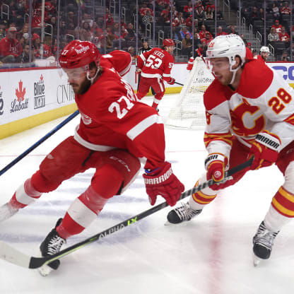 WATCH: Red Wings' Dylan Larkin makes game-saving play with heroic