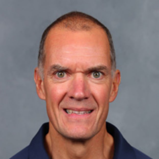Les Bisson, M.D.