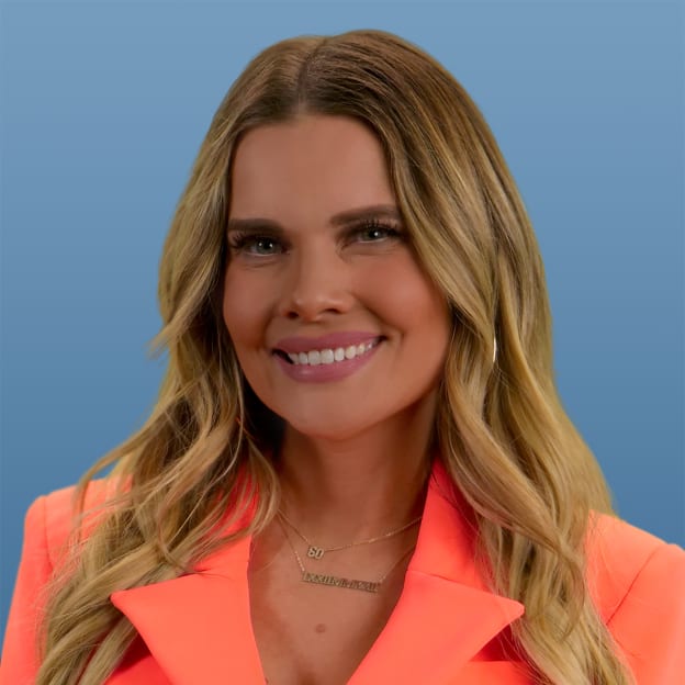 Kelly Nash | Host