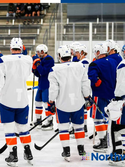 PHOTOS: Islanders Practice in Anaheim