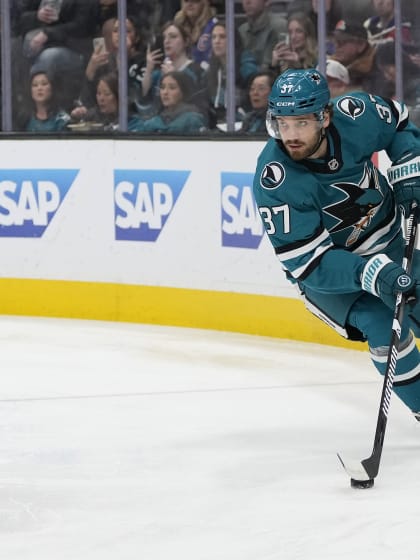 Liljegren trejdas till Capitals från Sharks