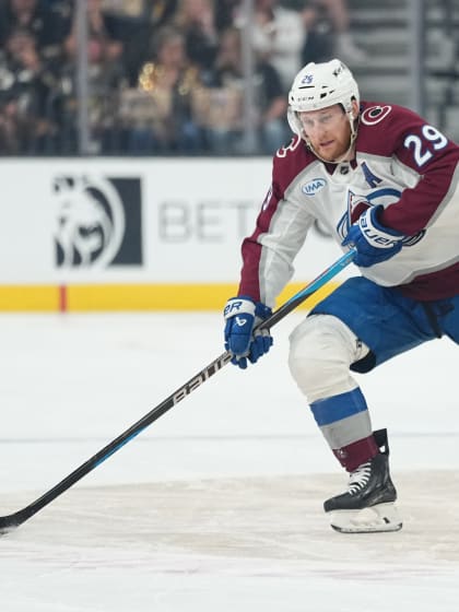 Colorado Avalanche sorgt sich um verletzten Nathan MacKinnon