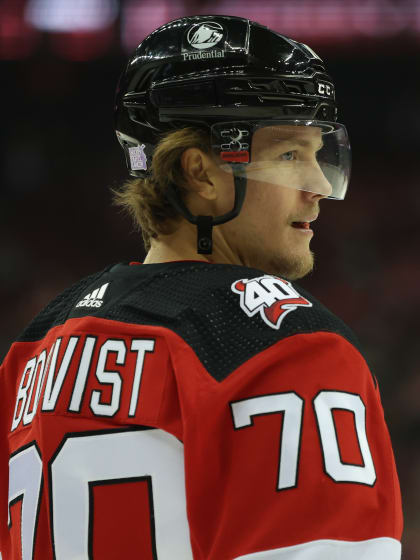 Jesper Boqvist tillbaka i New Jersey Devils med mästarrutin