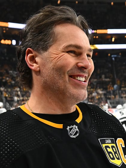 Jaromir Jagr starts 37th season in professional hockey