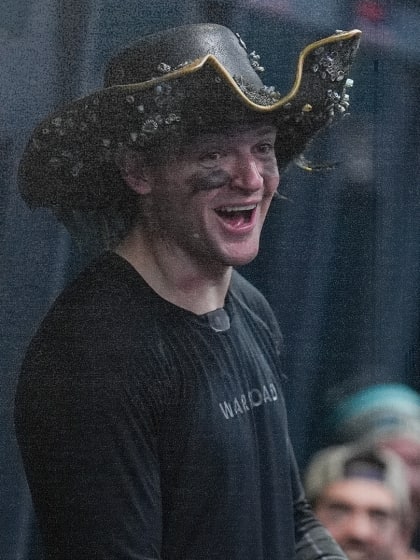 Borgy earns the Davy Jones hat!