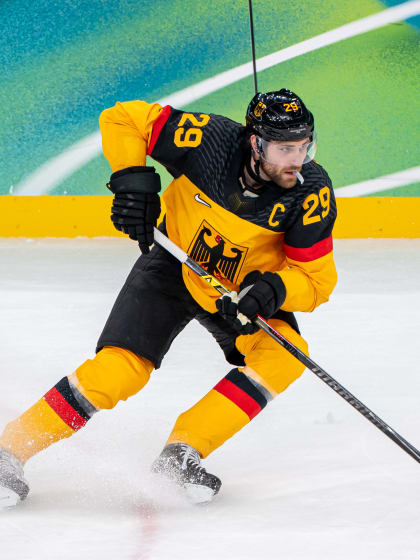 Leon Draisaitl schaut bei der Fussball-WM 2026 vorbei