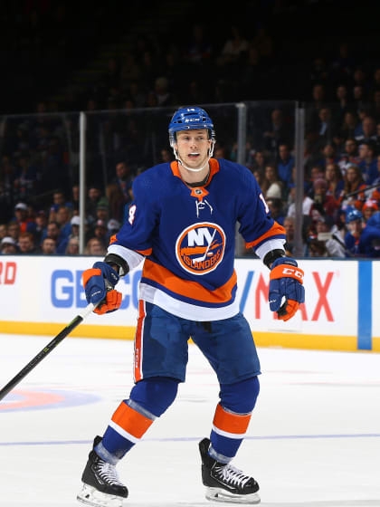 International Ice Kuehnhackl fehlt lange Riat ragt bei Nationalteam heraus