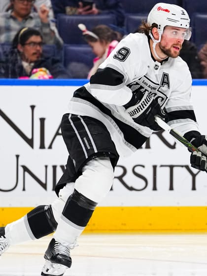 NHL goal chase game daily picks scoring streaks 2025-2026 Season