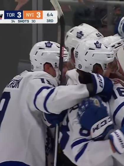 Maple Leafs John Tavares gets 1000th NHL point against Islanders