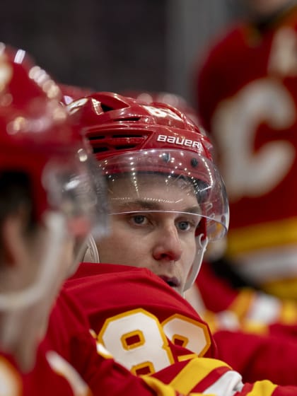 Photo Gallery - Flames vs. Canucks (Young Stars Classic)