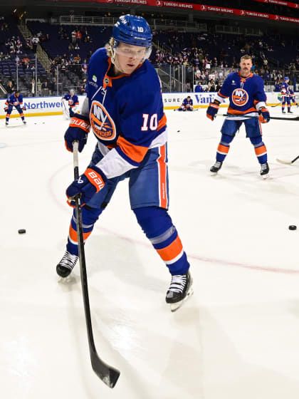 Holmström klev fram för Islanders: ”Blev belönad ikväll"