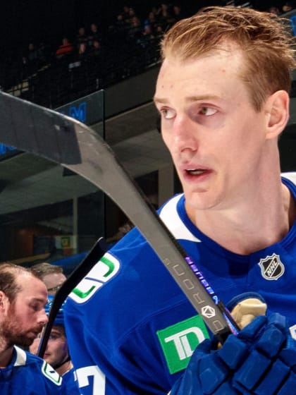 Tyler Myers traded to Dallas Stars by Vancouver Canucks