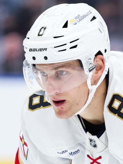 Nico Sturm signs two-year contract with Minnesota Wild