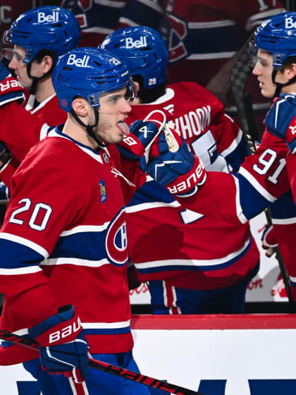 Slafkovský nazbieral štyri body proti Islanders