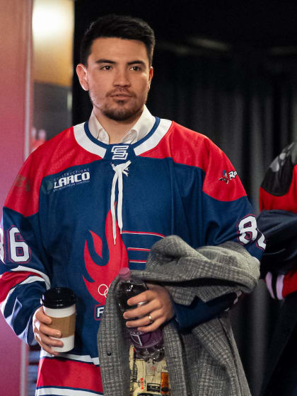 Habs arrive wearing Quebec minor hockey jerseys