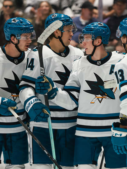 Scrolling Social: 2025 Rookie Faceoff 