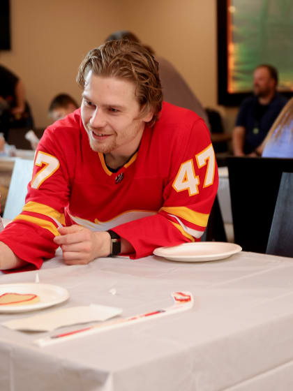 Photo Gallery - Visiting Ronald McDonald House