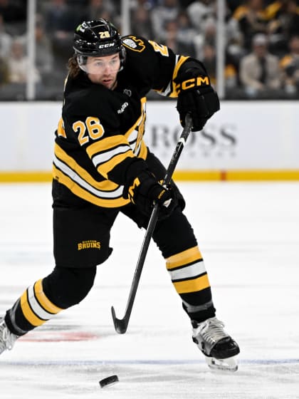 Boston Bruins placerar Elias Lindholm på skadereserven