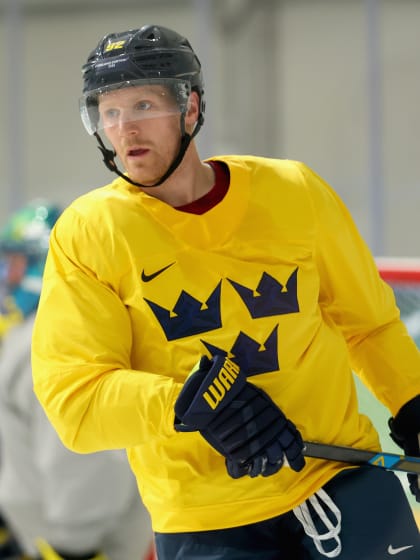 Första ispasset avklarat för Tre Kronor inför Vinter OS i Milano Cortina 2026