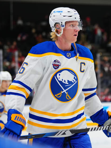 Nytt välgörenhetsinitiativ från Rasmus Dahlin i Buffalo