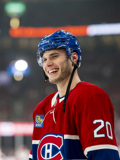 Tréner St. Louis chváli Slafkovského 