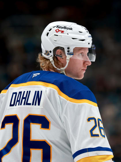 Rasmus Dahlin hedrad av Masterton-nomineringen