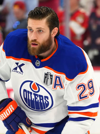 Leon Draisaitl und Thomas Mueller treffen sich in Vancouver