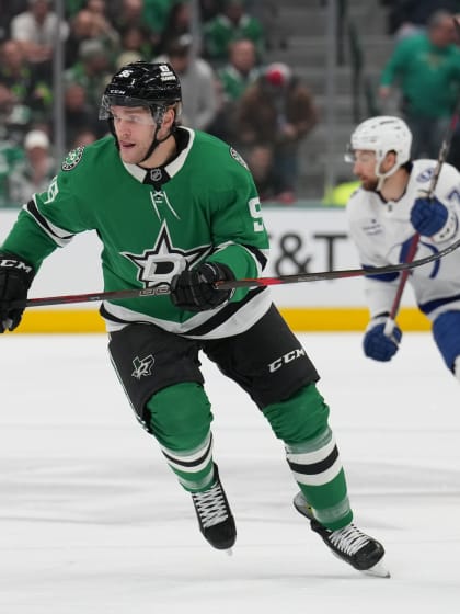 NHL Sunday otteluna Lightning Stars