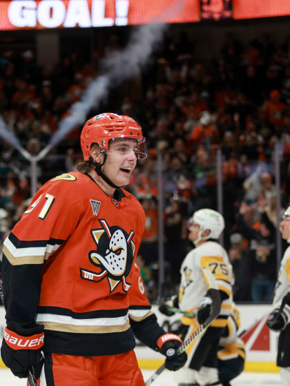 Sidney Crosby imponerad av Leo Carlssons framfart